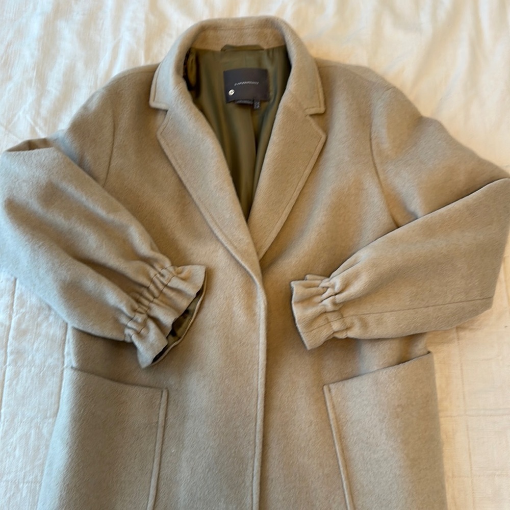 Anthropologie gathered trench coat size 6